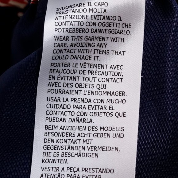 Gucci Navy and Red Monogram Silk Shorts - Picture 15 of 16